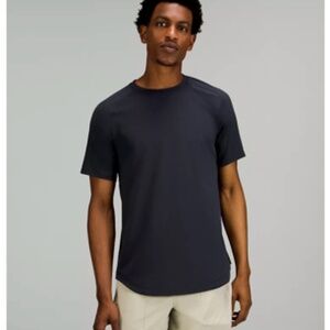 NWOT Lululemon Men's Drysense Short Sleeve shirt size small true navy blue